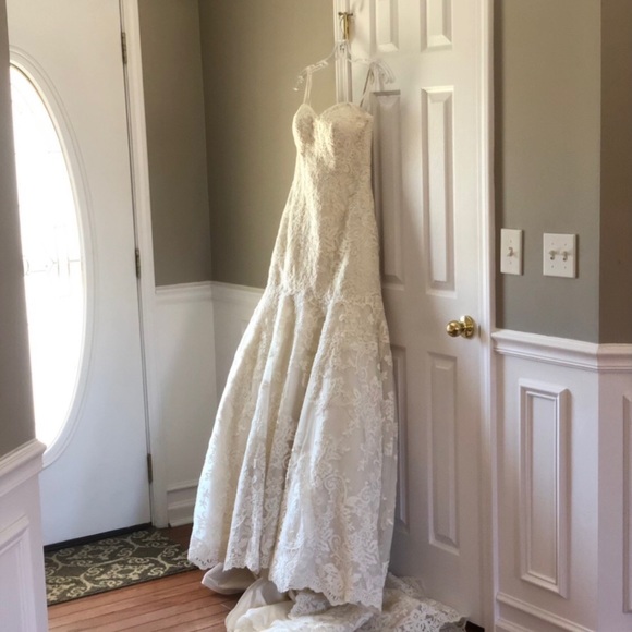 Fit and flare style with a strapless, sweetheart. rhinestone belt included. NWT - Picture 4 of 4